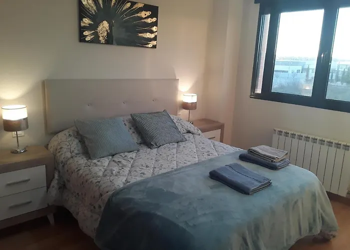 Apartamento de 6 personas con WIFI Y GARAJE INCLUIDO
